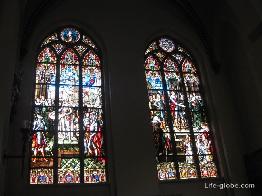 stained glass windows in the Dome Cathedral