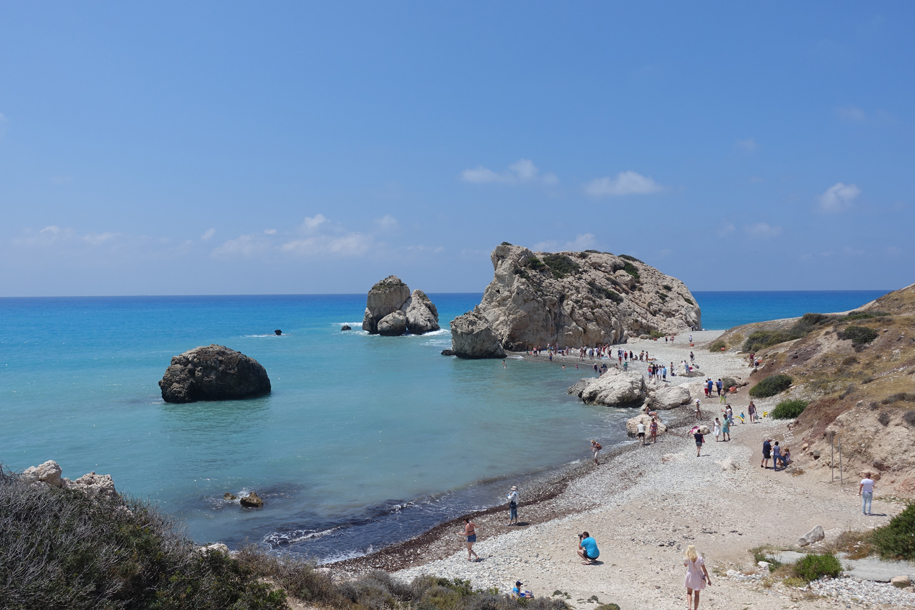 Камень Афродиты и пляж Афродиты, Кипр (Петра-ту-Ромиу)